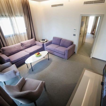Rawsheh 51 Hotel Beirut Luaran gambar