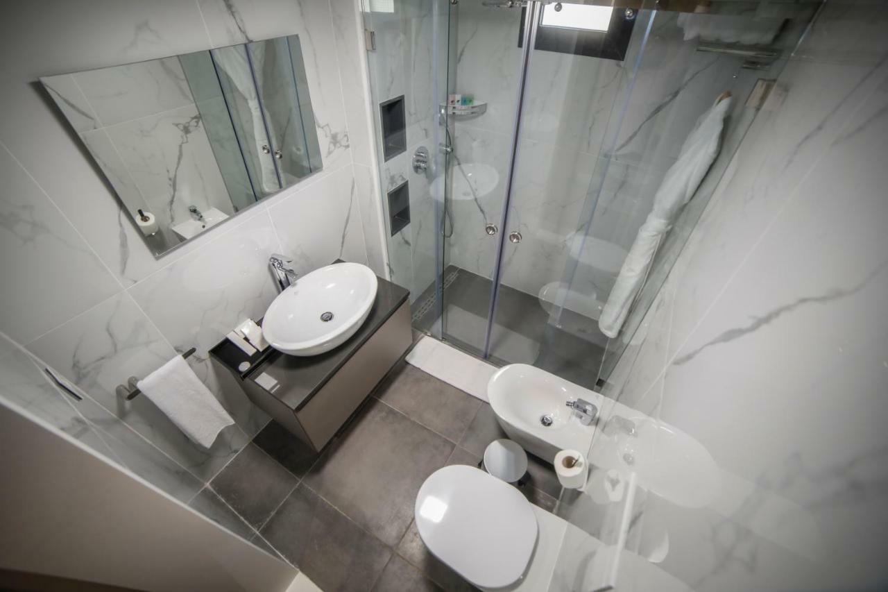Rawsheh 51 Hotel Beirut Luaran gambar