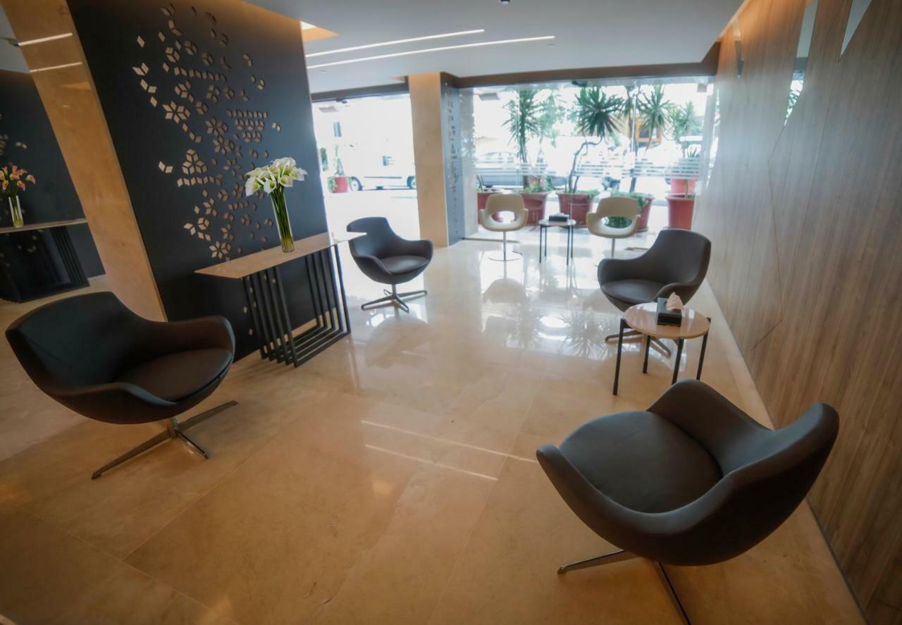Rawsheh 51 Hotel Beirut Luaran gambar
