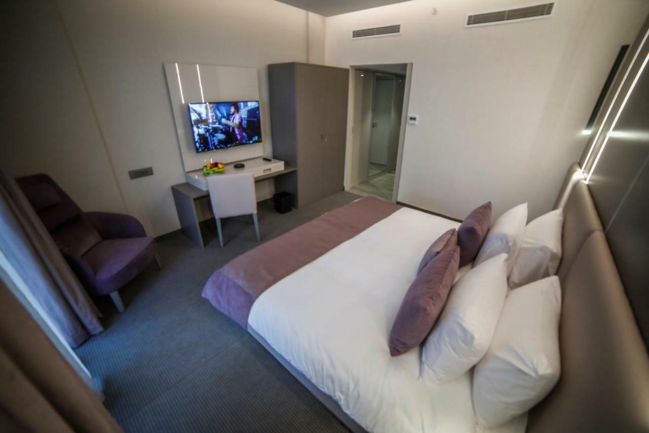 Rawsheh 51 Hotel Beirut Luaran gambar